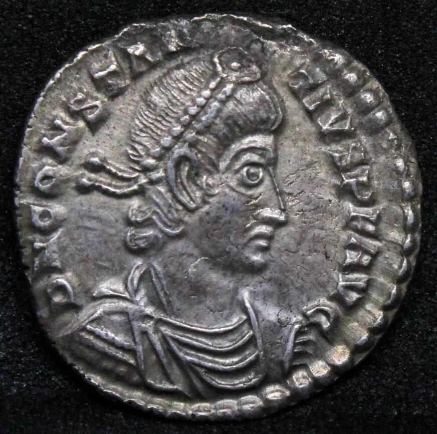 Constantius II AR Siliqua. 351-355 AD. RIC VIII 102. Roman Silver