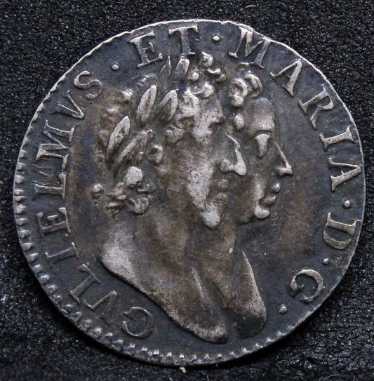 3 pence (maundy issue) 1689. William and Mary. L/M Error. S.3441