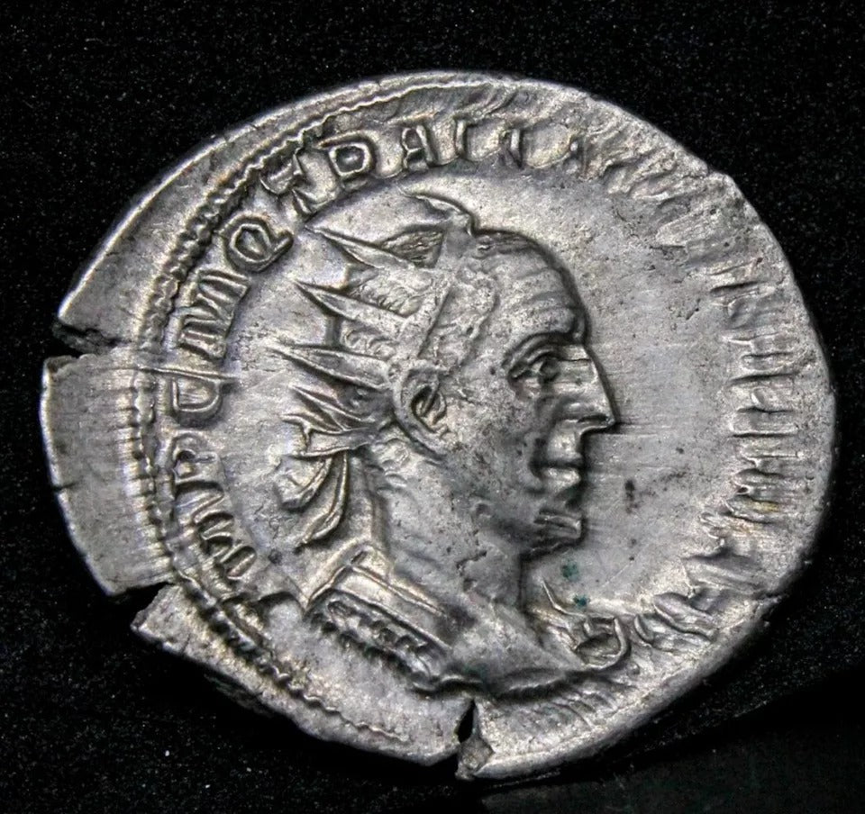 Trajan Decius AR Antoninianus. 250 AD. Silver Roman Imperial Coin