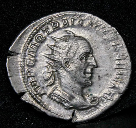 Trajan Decius AR Antoninianus. 250 AD. Silver Roman Imperial Coin