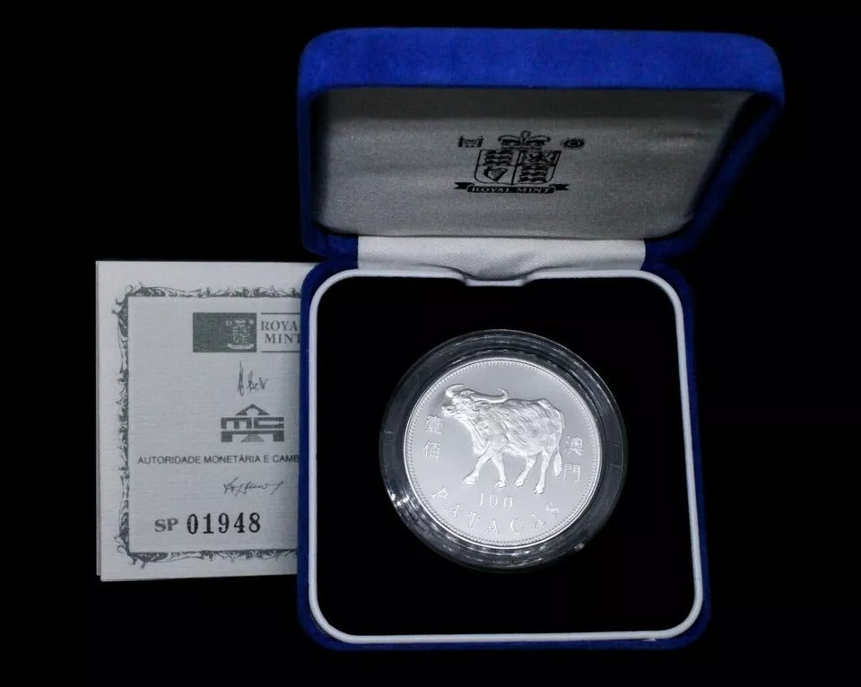 100 Patacas 1997, Macau, year of the OX. 1oz silver proof coin. Mintage 4k
