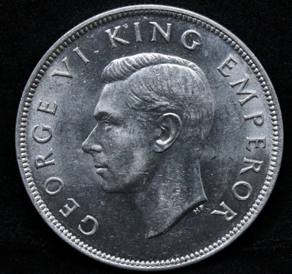 1945 1/2 Crown New Zealand, King George VI. KM-11. UNC