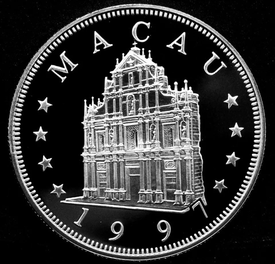 100 Patacas 1997, Macau, year of the OX. 1oz silver proof coin. Mintage 4k