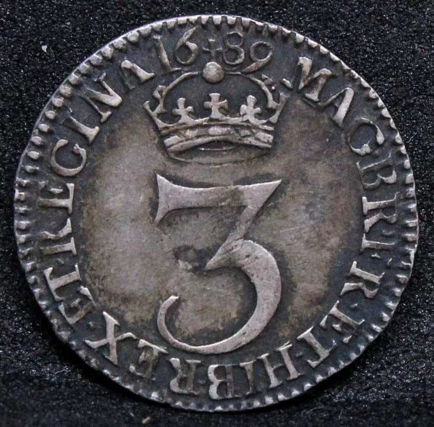 3 pence (maundy issue) 1689. William and Mary. L/M Error. S.3441